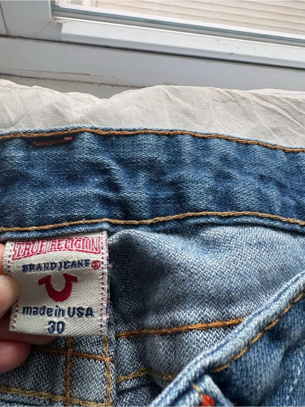 True Religion Cut Capris - Picture 6 of 6
